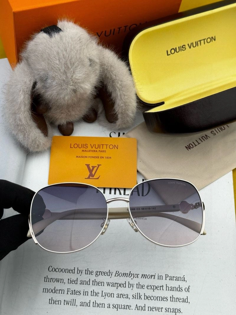 Louis Vuitton Sunglasses Seasonal 280639