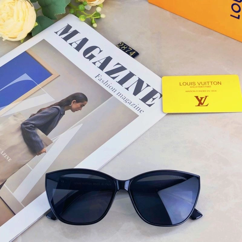 Bold Louis Vuitton Sunglasses 280631