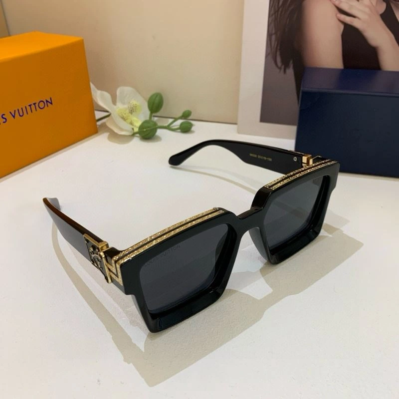 Louis Vuitton Sunglasses WeatherProof 280619