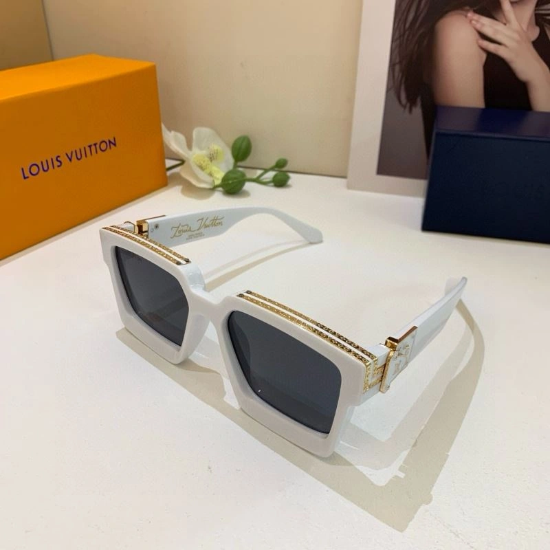 Louis Vuitton Sunglasses Breathable 280612
