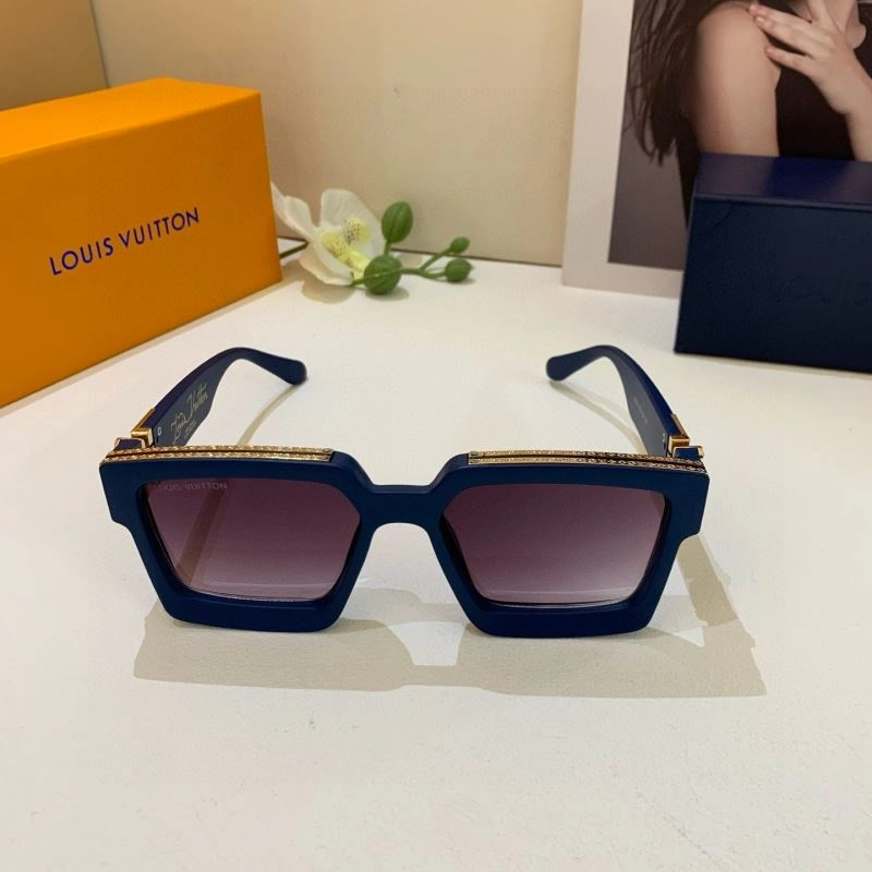 Louis Vuitton Sunglasses Effortless 280608