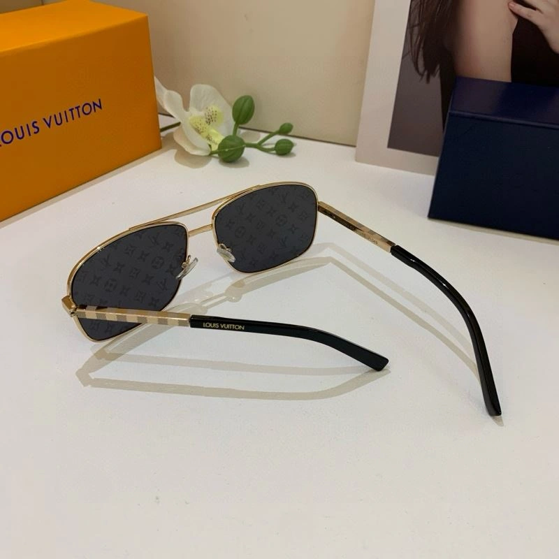 Unisex Louis Vuitton Sunglasses 280609