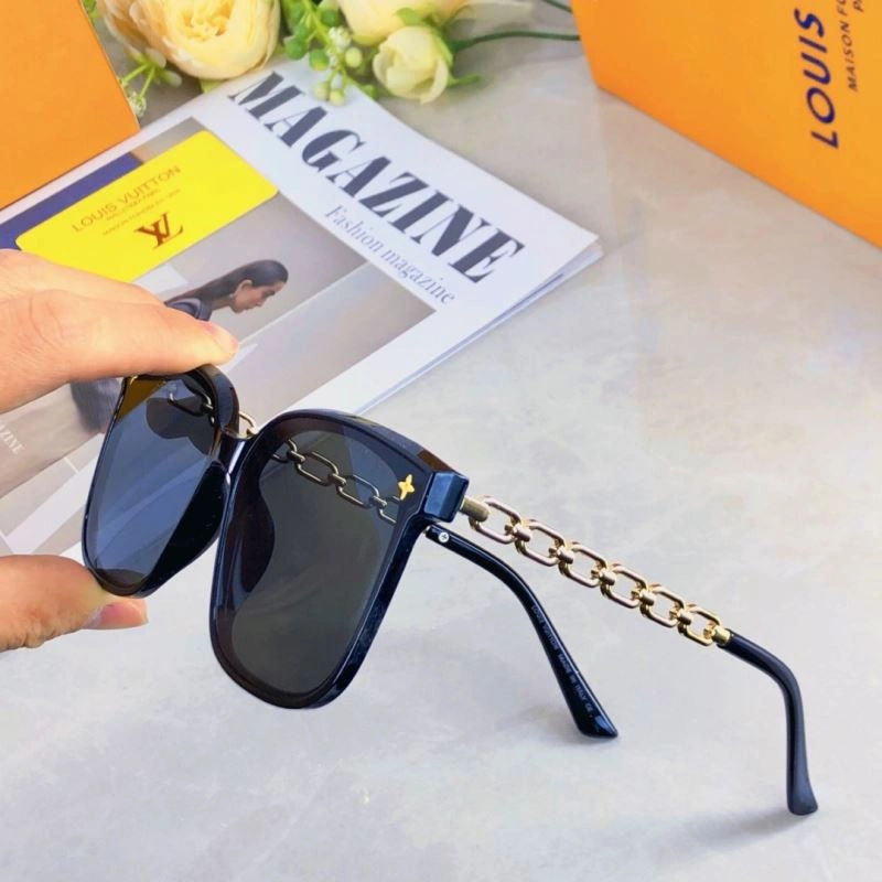 Casual Louis Vuitton Sunglasses 280633