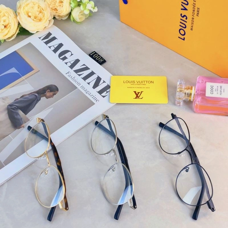 Louis Vuitton Sunglasses Fashionable 280621