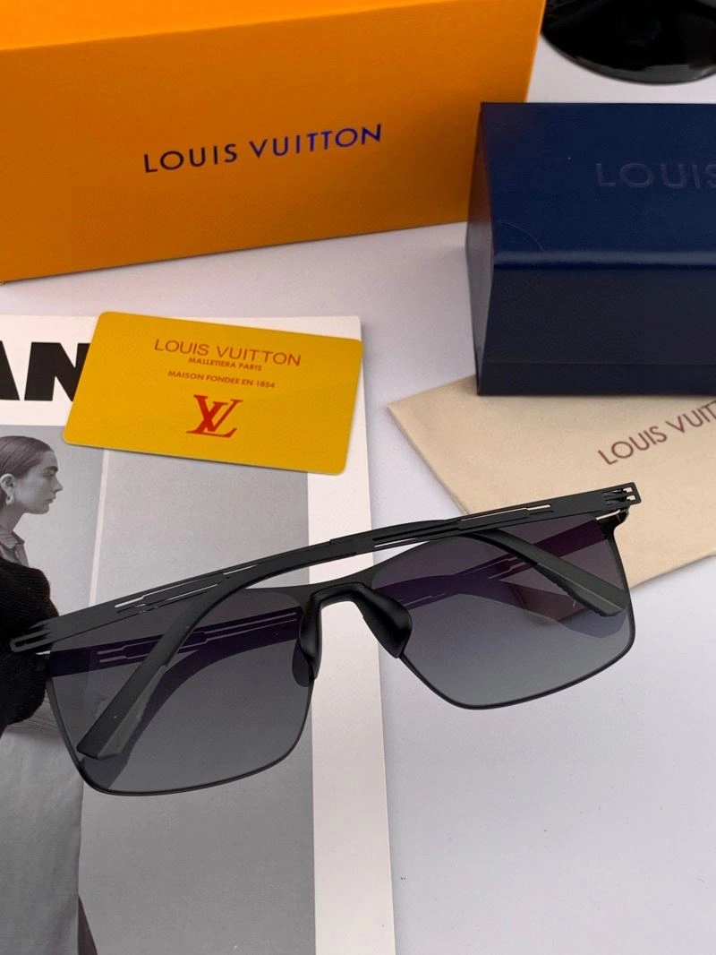 Casual Louis Vuitton Sunglasses 280625