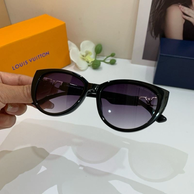 Louis Vuitton Sunglasses GoAnywhere 280611