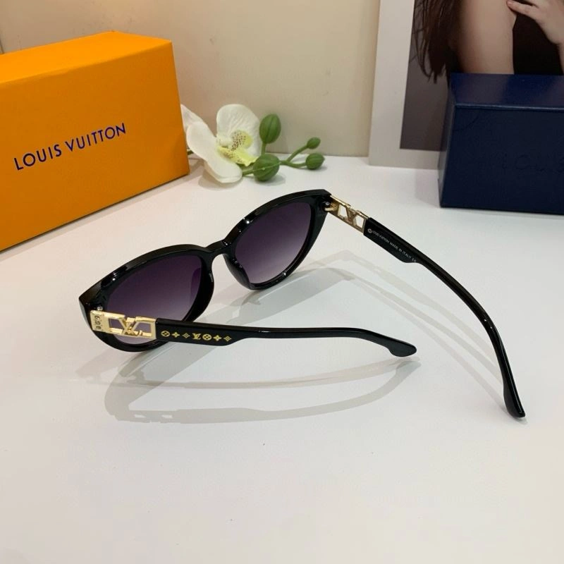 Louis Vuitton Sunglasses GoAnywhere 280611