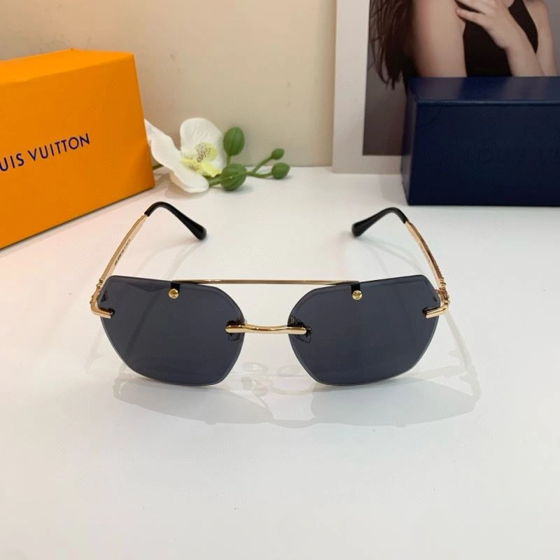 Louis Vuitton Sunglasses Elegant 280615