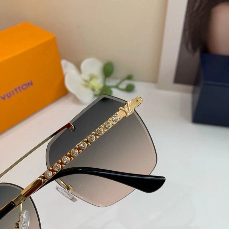 Louis Vuitton Sunglasses FreshLook 280605