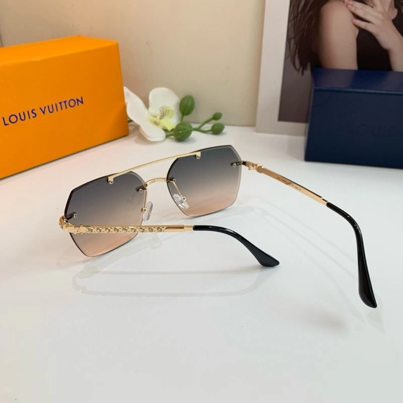 Louis Vuitton Sunglasses FreshLook 280605