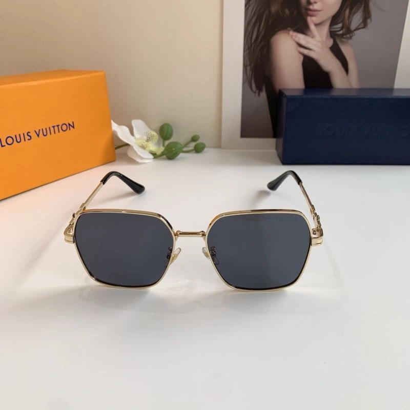 Casual Louis Vuitton Sunglasses 280603