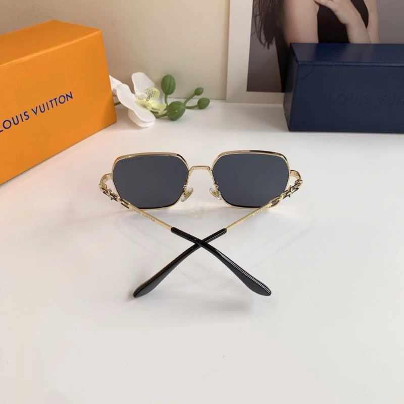 Casual Louis Vuitton Sunglasses 280603