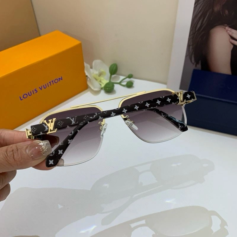 Louis Vuitton Sunglasses RelaxedFit 280601