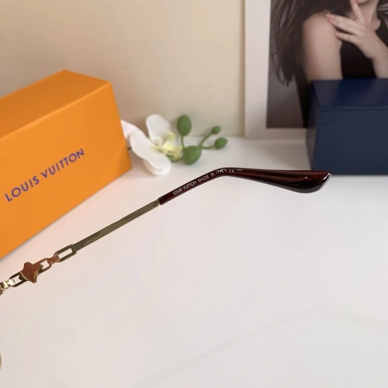 RelaxedFit Louis Vuitton Sunglasses 280600