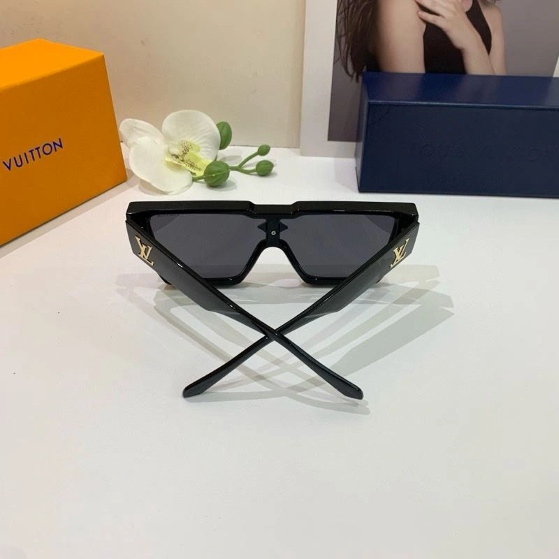 Louis Vuitton Sunglasses FastDry 280597