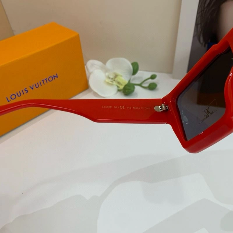 Louis Vuitton Sunglasses Vibrant 280596