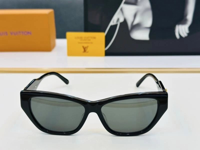 Refined Louis Vuitton Sunglasses 280591