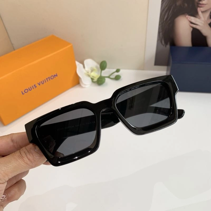 Comfortable Louis Vuitton Sunglasses 280576