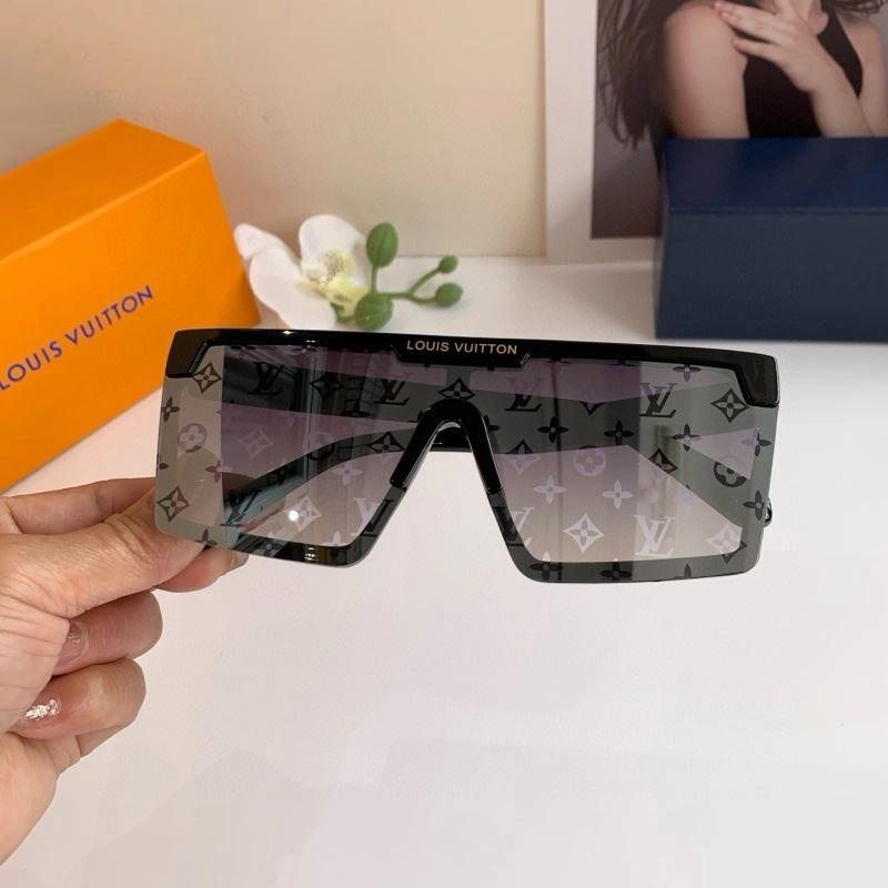 Louis Vuitton Sunglasses ZeroBulk 280578