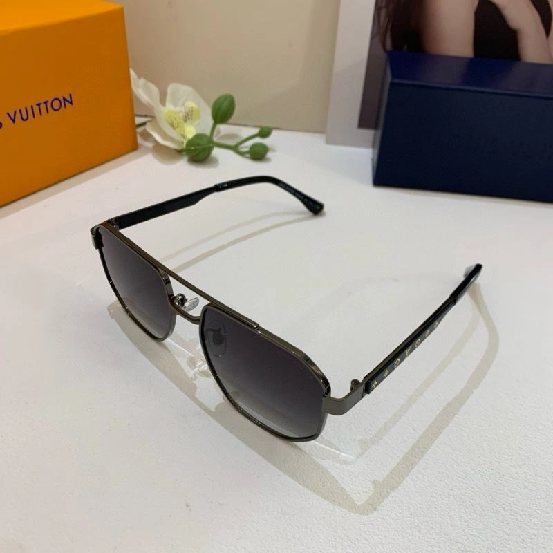 Louis Vuitton Sunglasses Resilient 280579