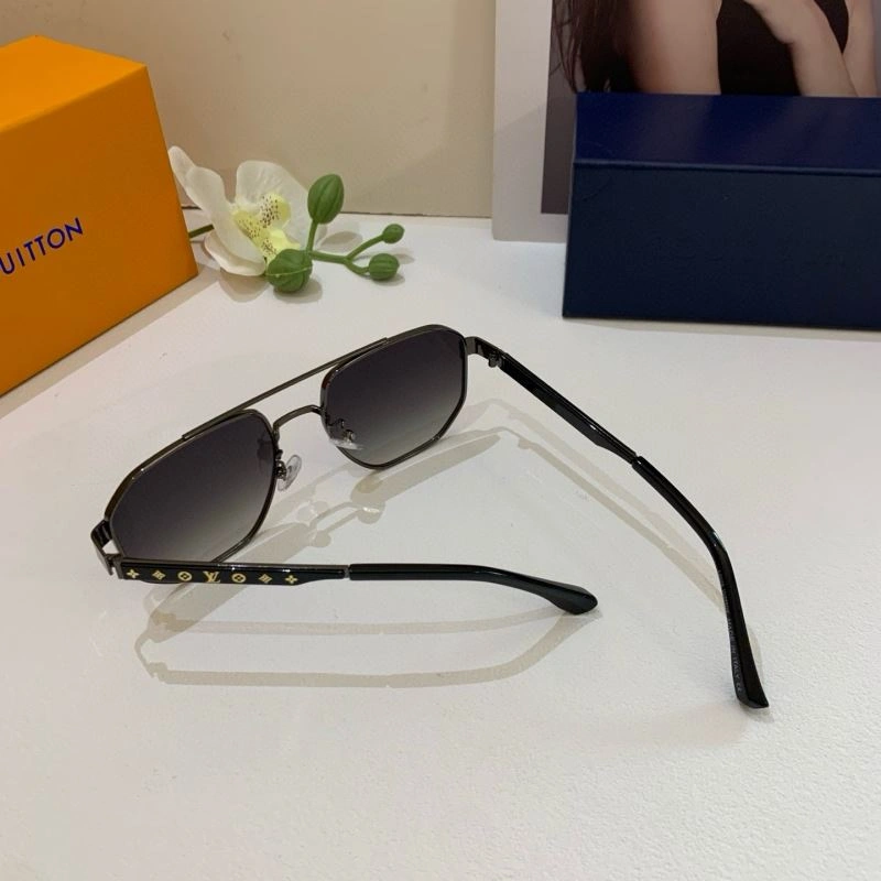 Louis Vuitton Sunglasses Resilient 280579