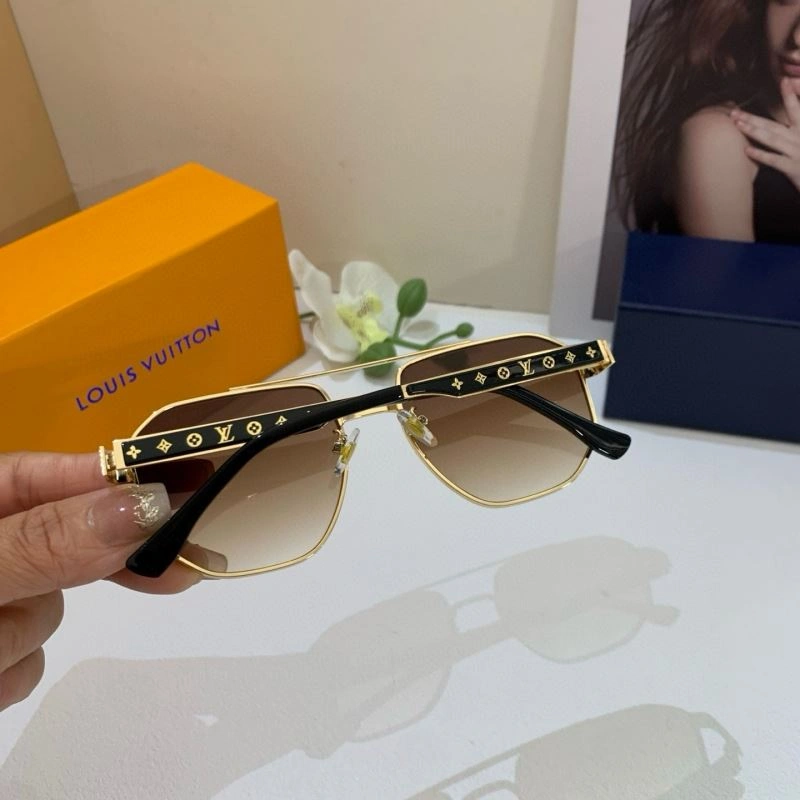 Louis Vuitton Sunglasses Classic 280568