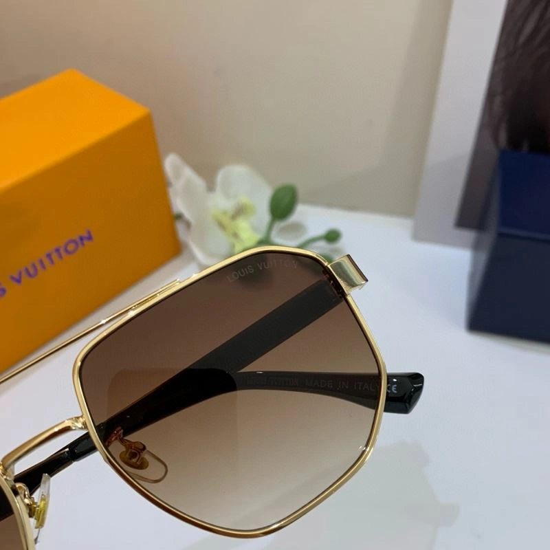 Louis Vuitton Sunglasses Classic 280568