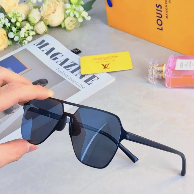 Louis Vuitton Sunglasses Breathable 280592