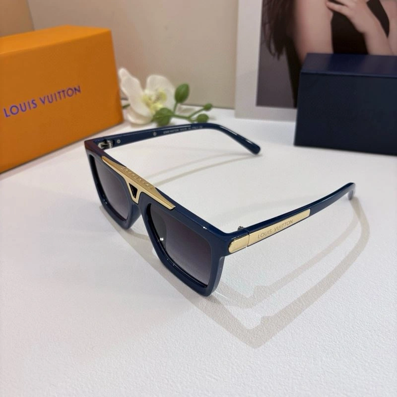 Louis Vuitton Sunglasses Bright 280566