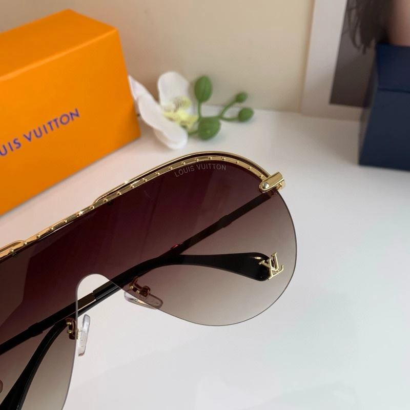 Louis Vuitton Sunglasses Supportive 280571