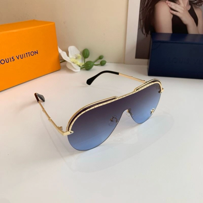 Louis Vuitton Sunglasses Sporty 280565
