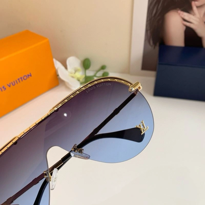 Louis Vuitton Sunglasses Sporty 280565