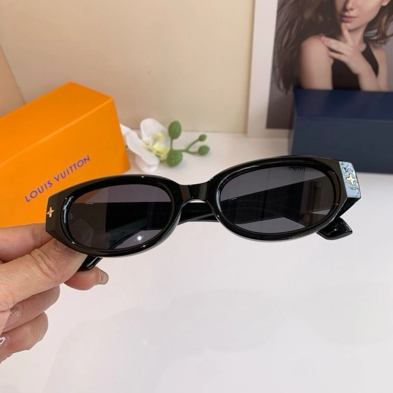 NewStyle Louis Vuitton Sunglasses 280564