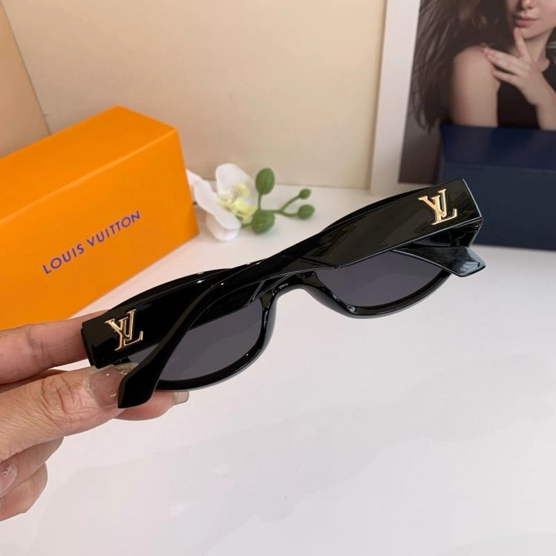 NewStyle Louis Vuitton Sunglasses 280564