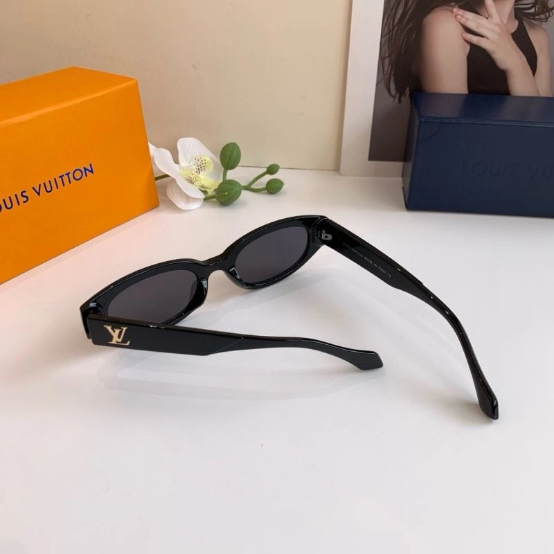 NewStyle Louis Vuitton Sunglasses 280564