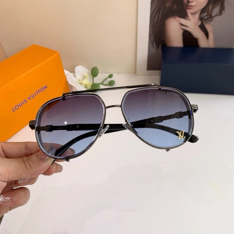 FashionForward Louis Vuitton Sunglasses 280563