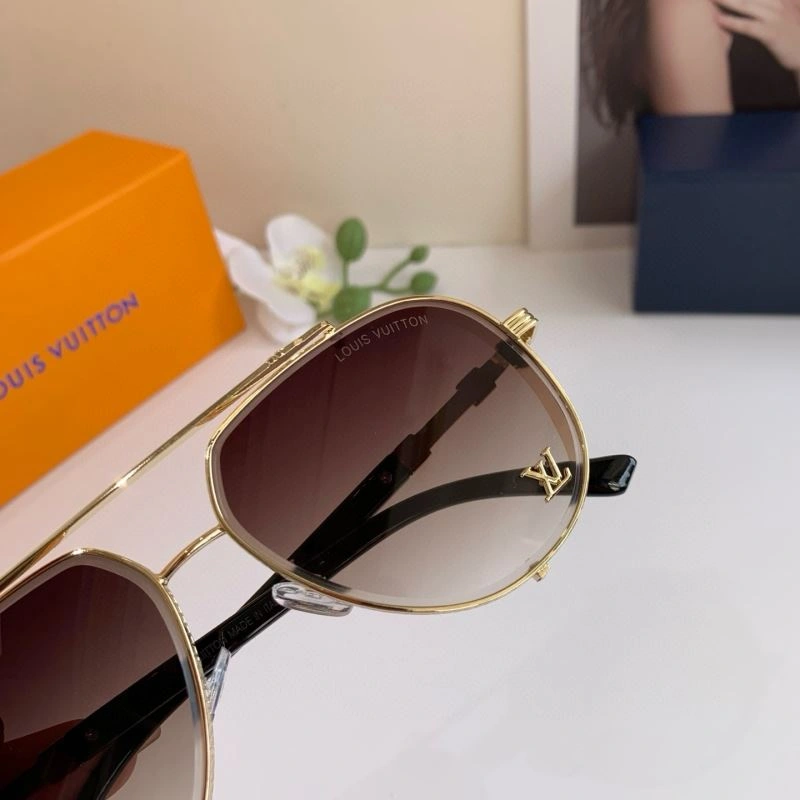 Louis Vuitton Sunglasses Supportive 280561