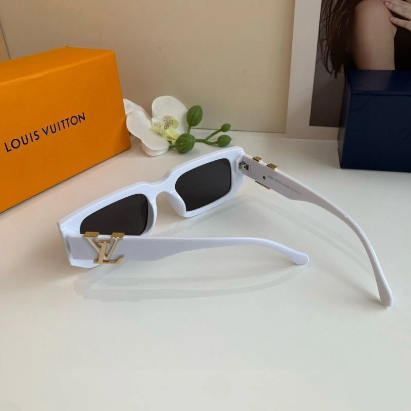 Louis Vuitton Sunglasses Breathable 280558