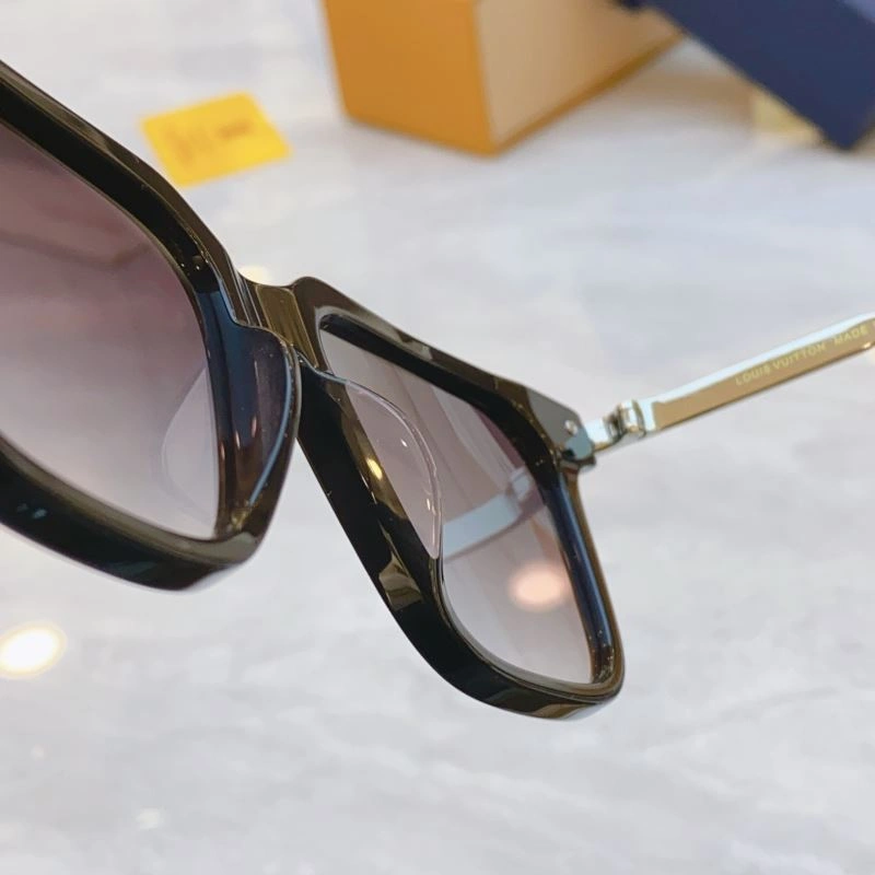 Louis Vuitton Sunglasses Lightweight 280556