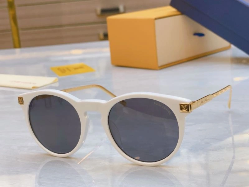 Elegant Louis Vuitton Sunglasses 280555
