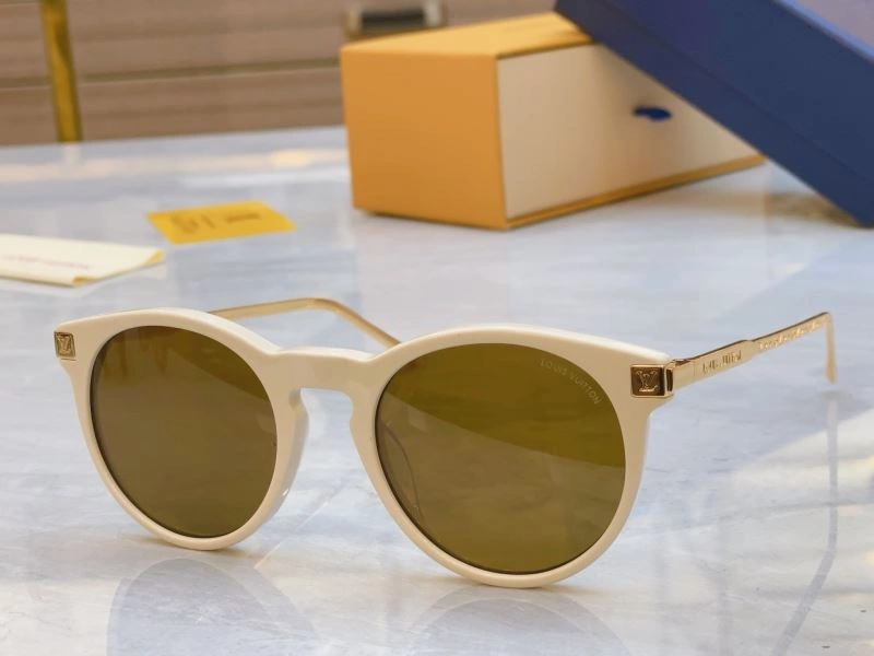 Elegant Louis Vuitton Sunglasses 280555