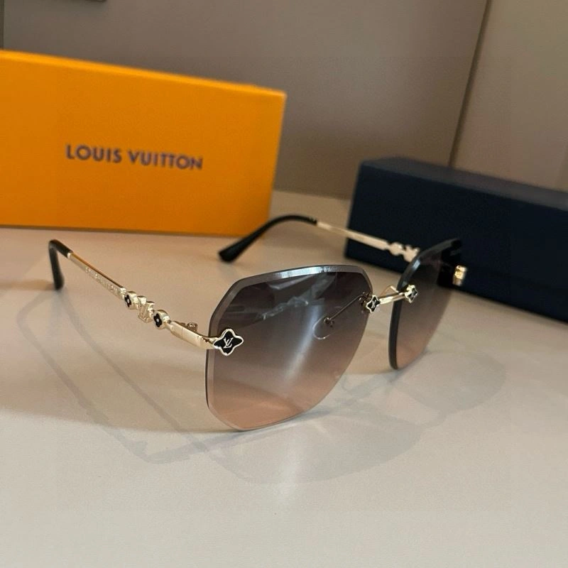 Louis Vuitton Sunglasses Efficient 280554