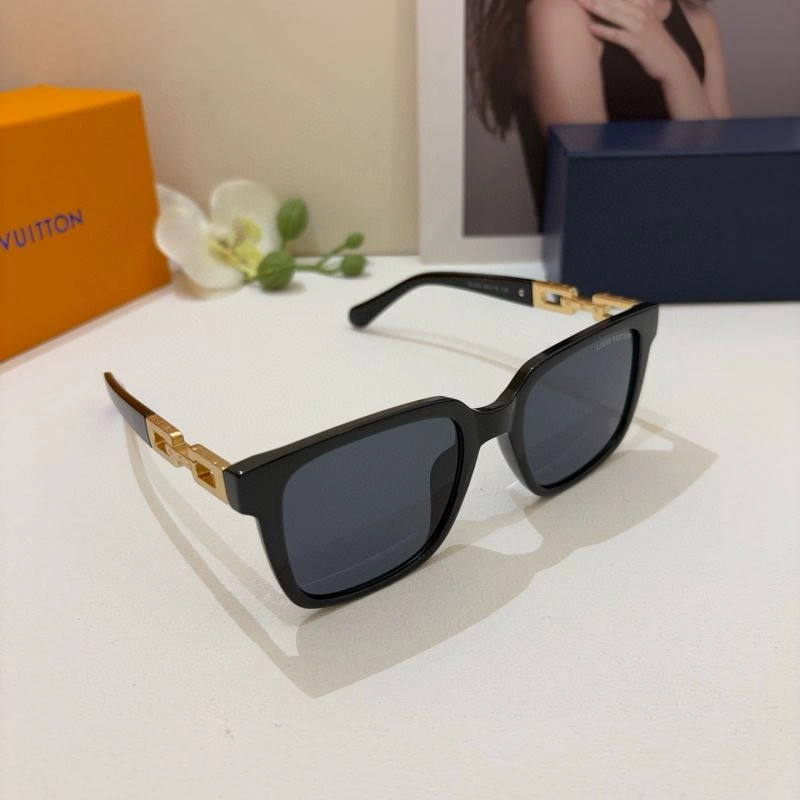 Louis Vuitton Sunglasses Timeless 280549
