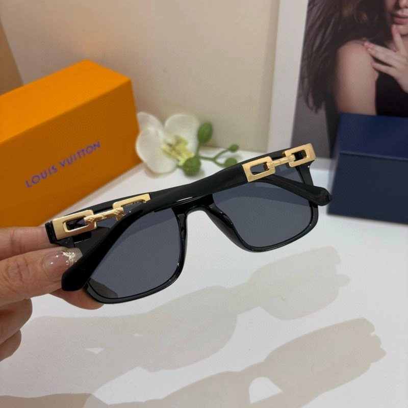 Louis Vuitton Sunglasses Timeless 280549