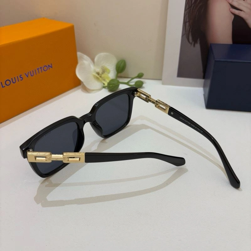 Louis Vuitton Sunglasses Timeless 280549