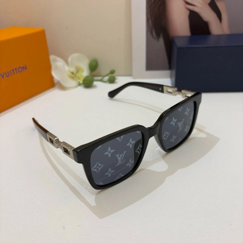 SmoothTexture Louis Vuitton Sunglasses 280544