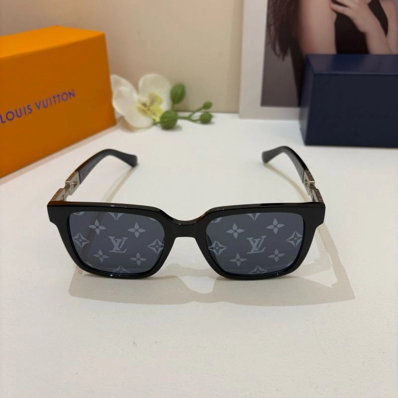 SmoothTexture Louis Vuitton Sunglasses 280544
