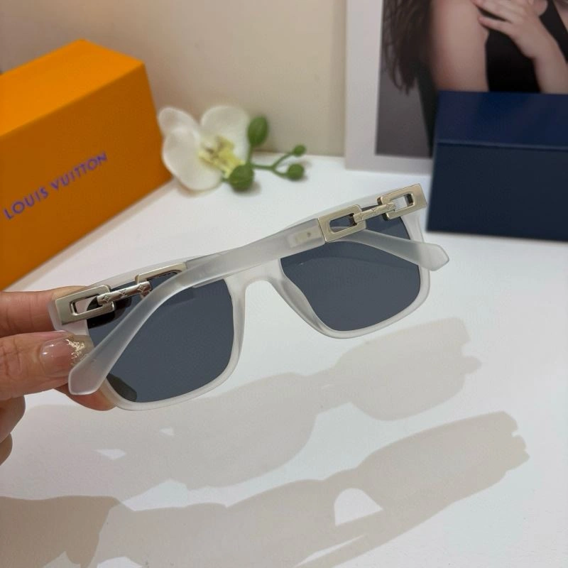Modern Louis Vuitton Sunglasses 280543