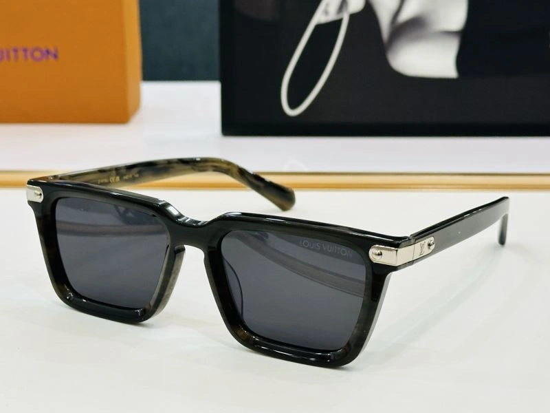 Louis Vuitton Sunglasses EasyMatch 280552