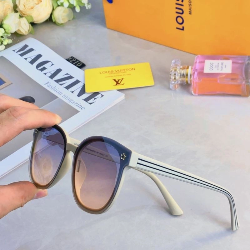 Louis Vuitton Sunglasses Durable 280539